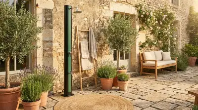 La Douche Extérieure : Plaisir et Praticité